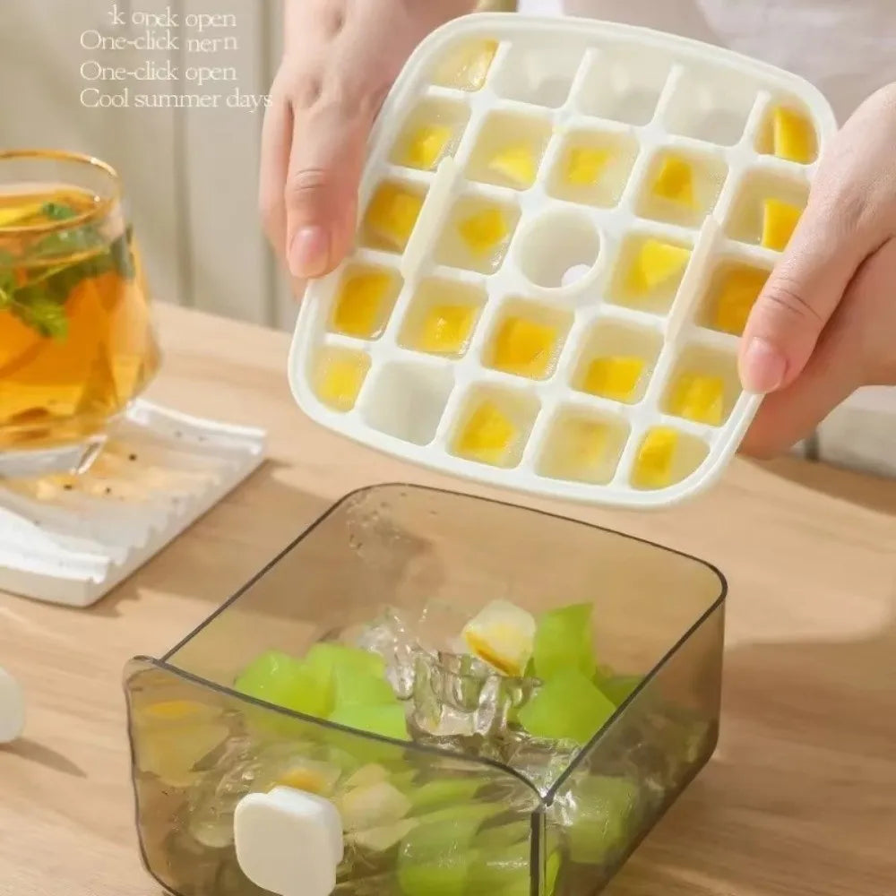 Double-Layer Ice Cube Maker