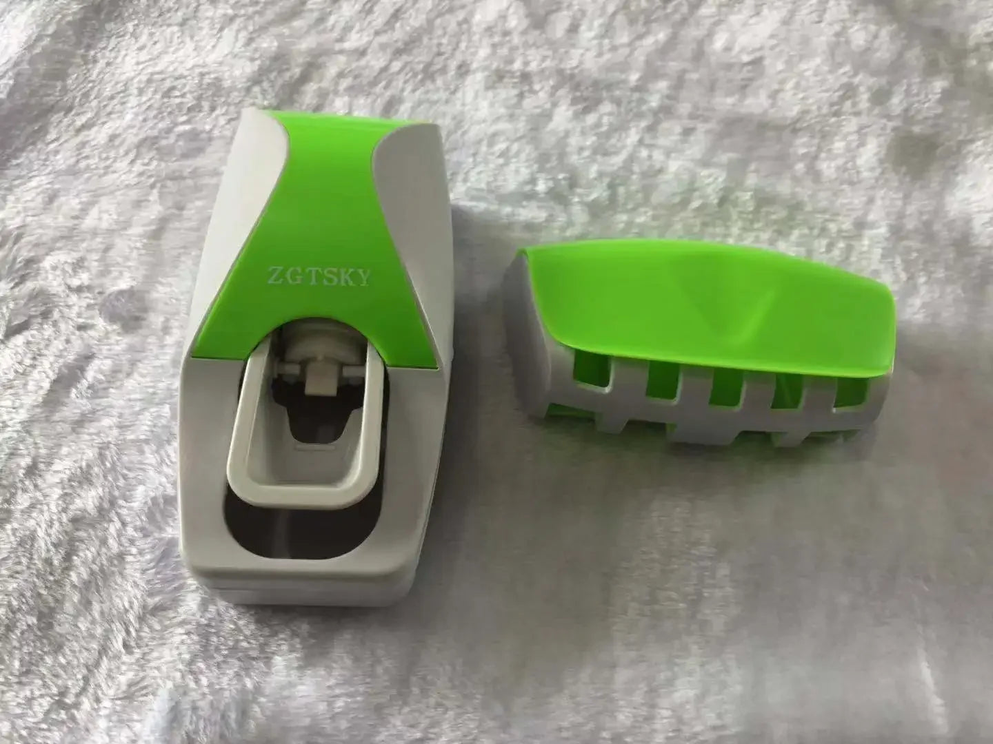 Automatic Toothpaste Dispenser &amp; Toothbrush Holder